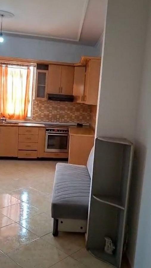 Garsonierë me qera te Jordan Misja — 30,000 lekë/muaj