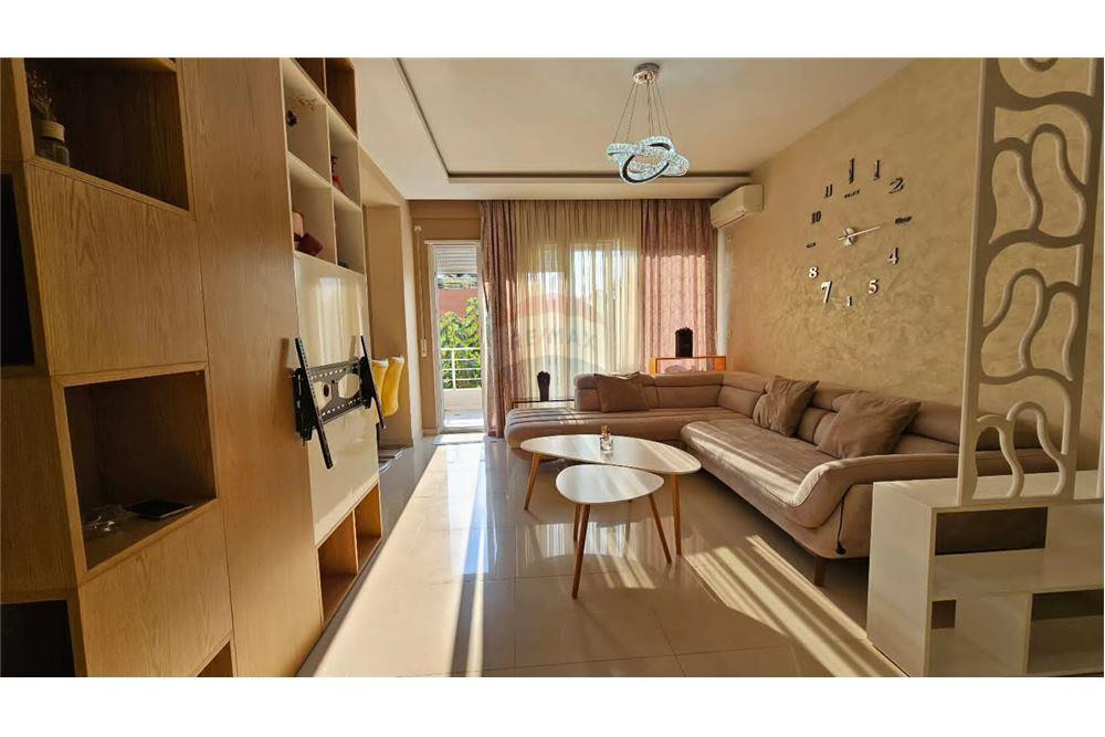 Apartament 2+1+2+Post Parkimi