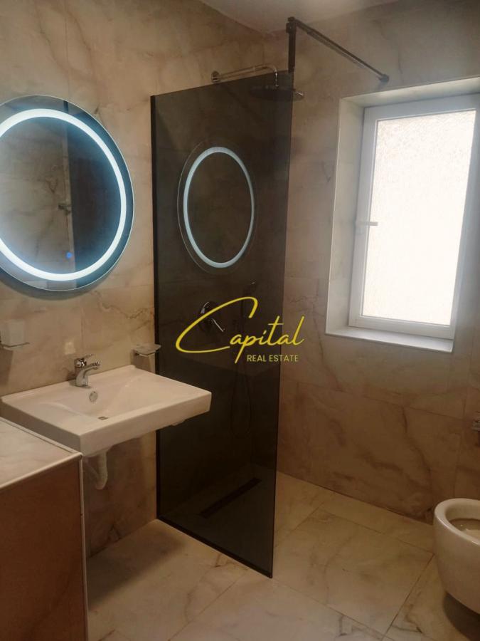 Apartament me qera 1+1 rruga e elbasanit 550 euro
