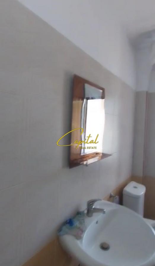 Shitet apartament 1+1 kombinat 65.000 euro