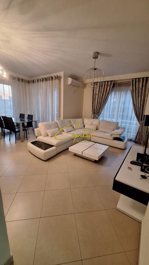 Apartament me qera 2+1 liqeni artificial 720 euro