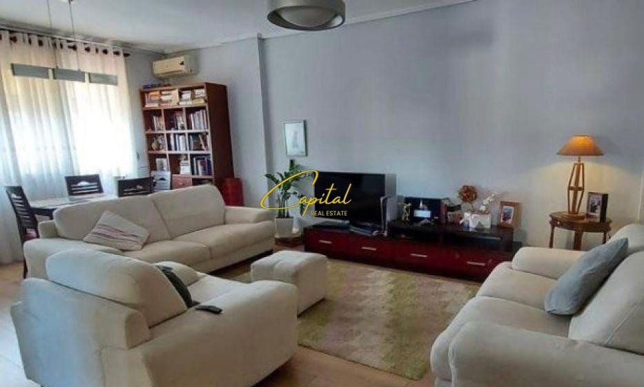 Apartament me qera 2+1 komuna e parisit 650 euro