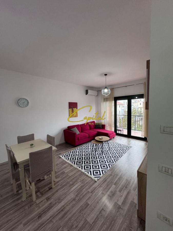 Apartament me qera 1+1 astir 450 euro