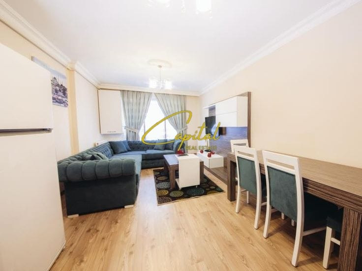 Shitet apartament 1+1 ish stacioni trenit 158.000 euro