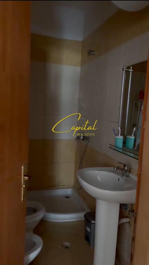 Apartament me qera 1+1 kodra e diellit 400 euro