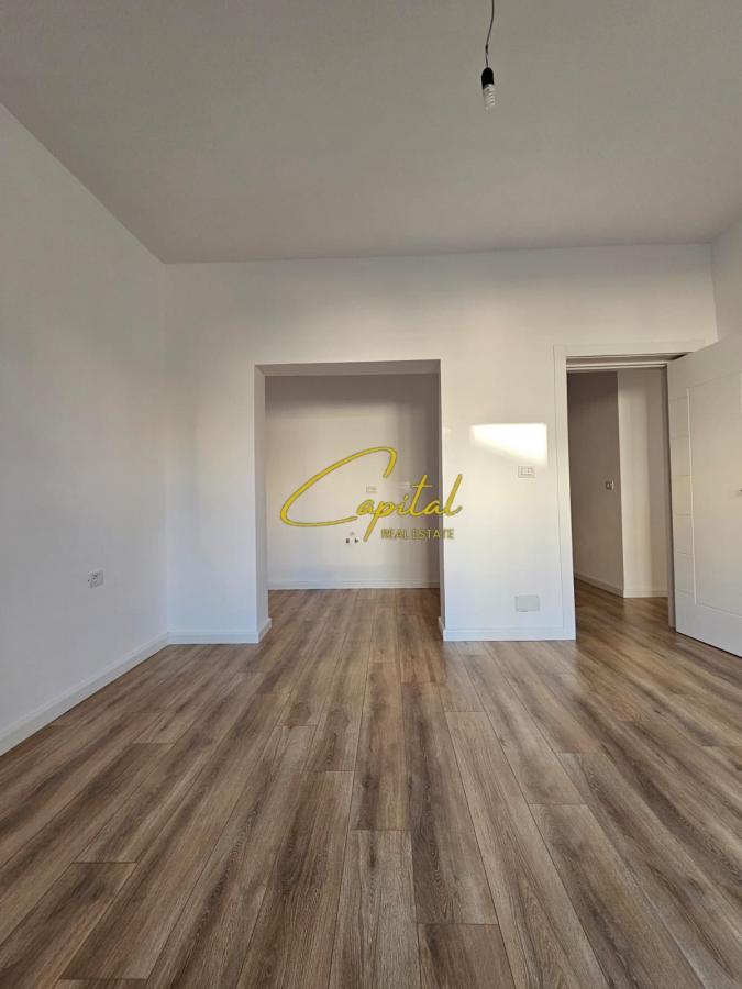Shitet apartament 2+1 rruga  e kavajes 173.000 euro