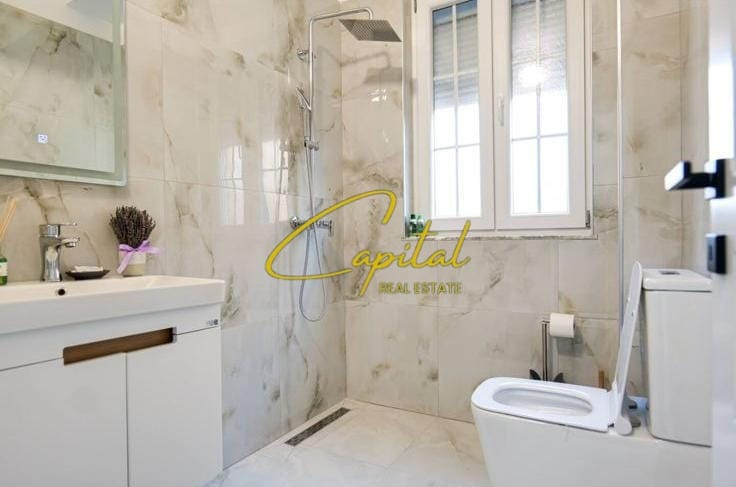 Apartament me qera 1+1 21 dhjetori 60.000 leke