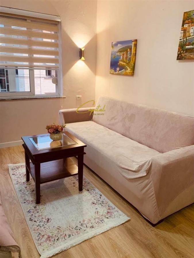 Apartament garsoniere me qera 38 m2 rruga mine peza 40.000 leke