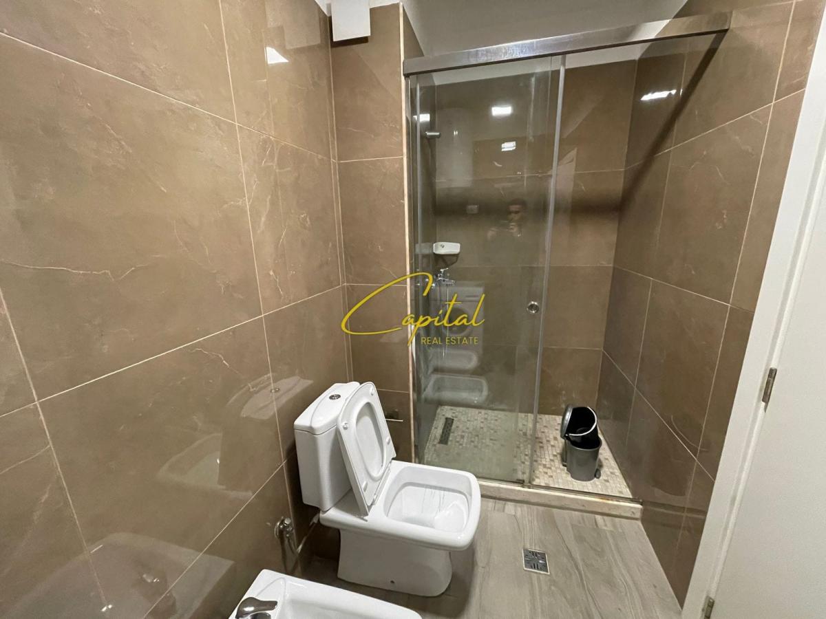 Apartament me qera 1+1 materniteti i ri 600 euro