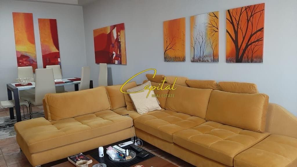Shitet apartament 3+1 rruga e dibres 170.000 euro