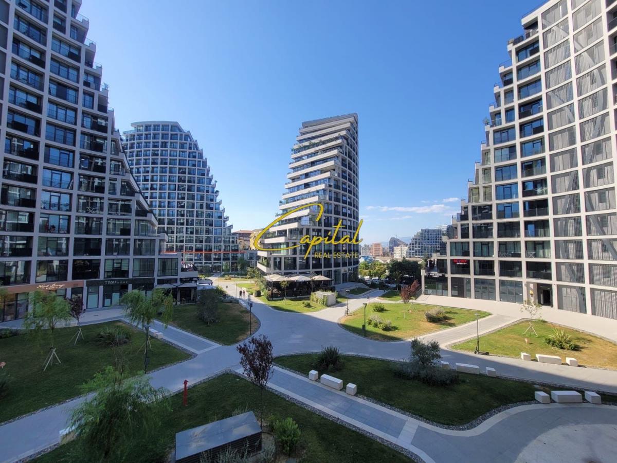 Zyre me qera 130 m2 liqeni artificial 1.700 euro