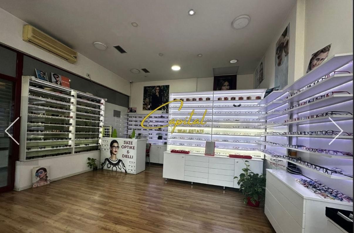 Dyqan me qera 40 m2 rruga e kavajes 1.200 euro