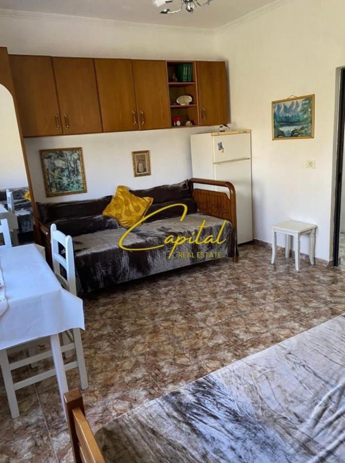 Apartament garsoniere me qera 44 m2 rruga bardhyl 35.000 leke