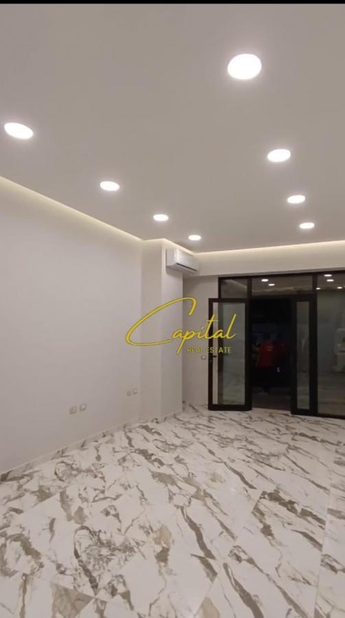 Shitet ambient biznesi 37 m2 don bosko 95.000 euro