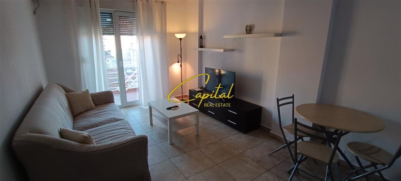 Apartament me qera 1+1 21 dhjetori 500 euro