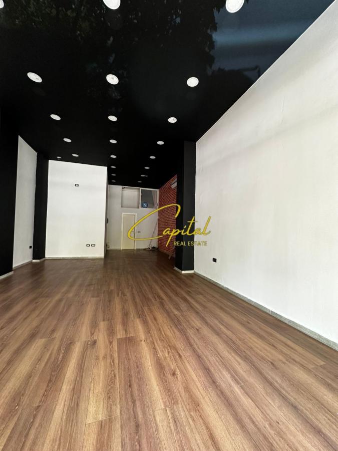 Dyqan me qera 56 m2 ali dmei 1.300 euro