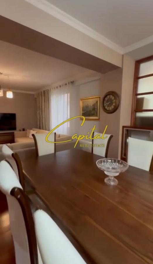 Apartament me qera 3+1 ish blloku 2000 euro
