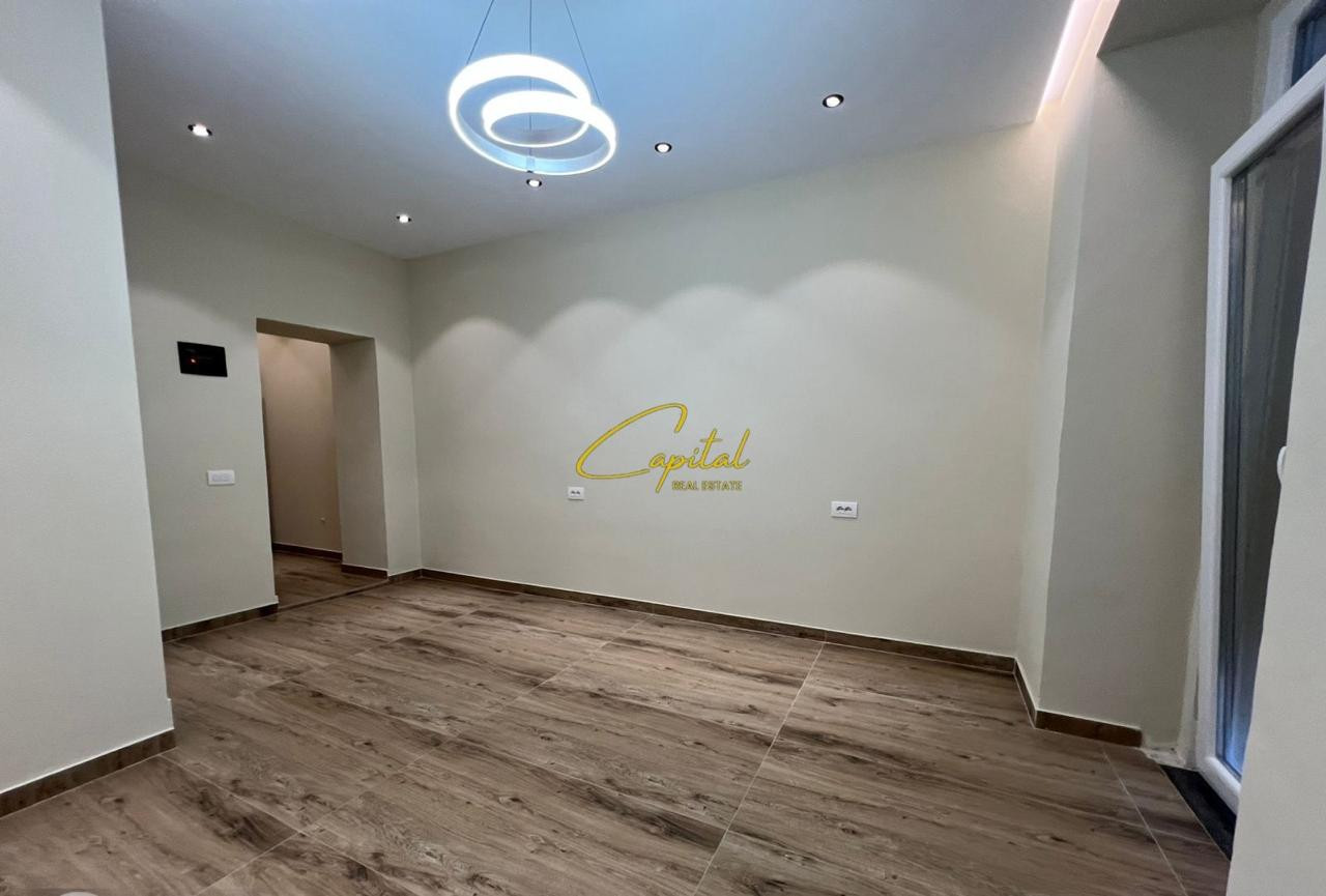 Zyre me qera 30 m2 myslym shyri 650 euro