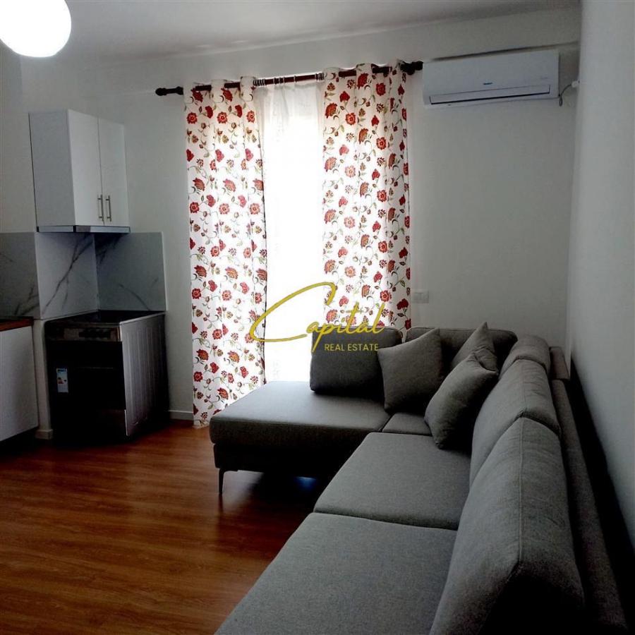 Shitet apartament 1+1 selite 110.000 euro