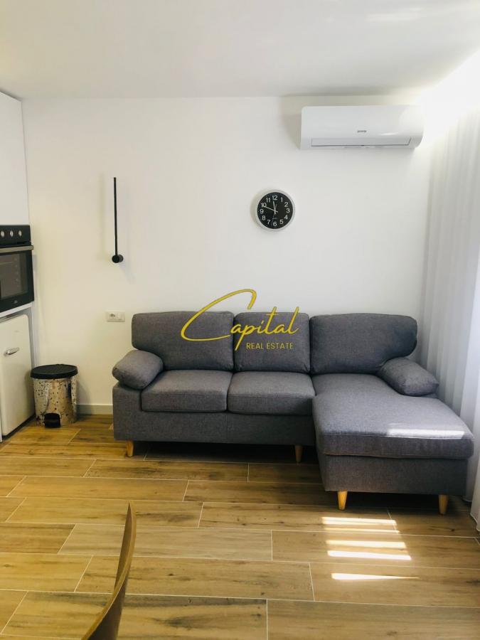 Shitet apartament 3+1 pazari i ri 240.000 euro