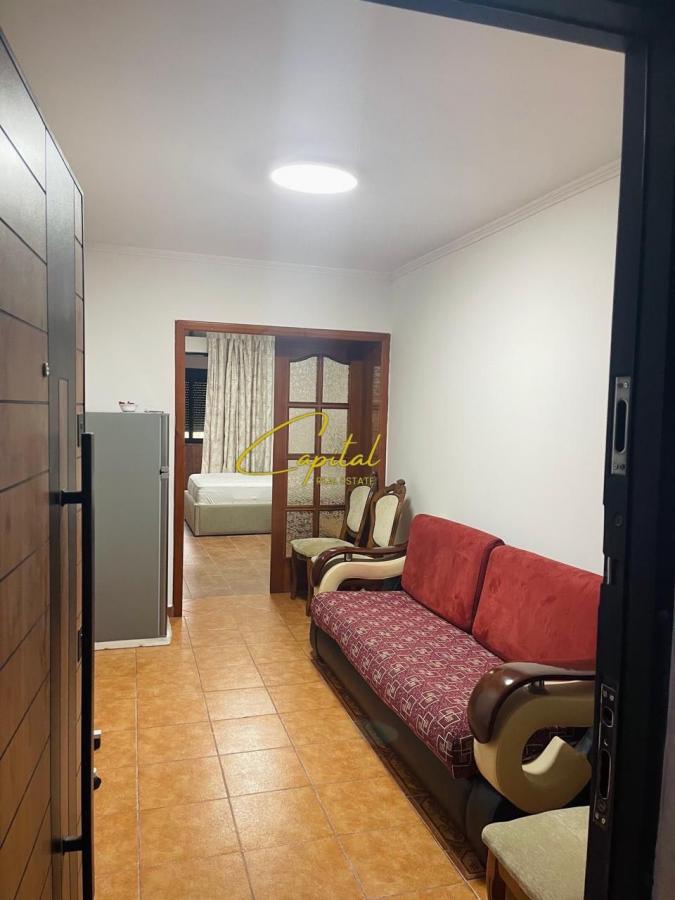 Apartament me qera 1+1 21 dhjetori 45.000 leke