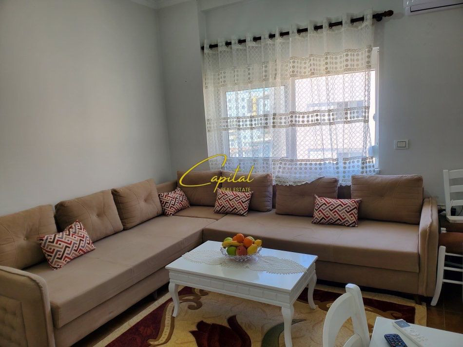 Shitet apartament 1+1 yzberisht 95.000 euro