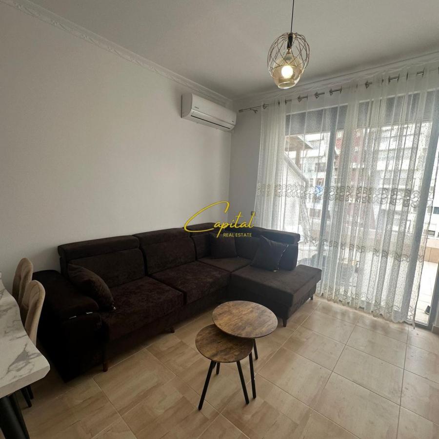 Apartament me qera 3+1 xhamlliku 70.000 leke