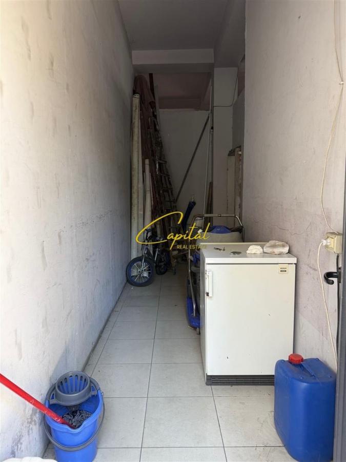 Ambient biznesi me qera 400 m2 rruga irfan tomini 2000 euro