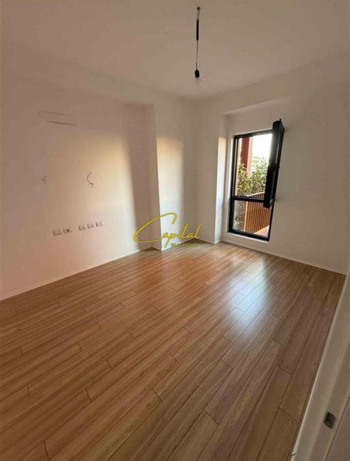 Shitet apartament 2+1 kompleksi garden building 317.000 euro
