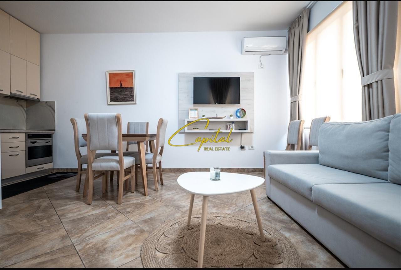 Apartament me qera 2+1 kodra e diellit 750 euro