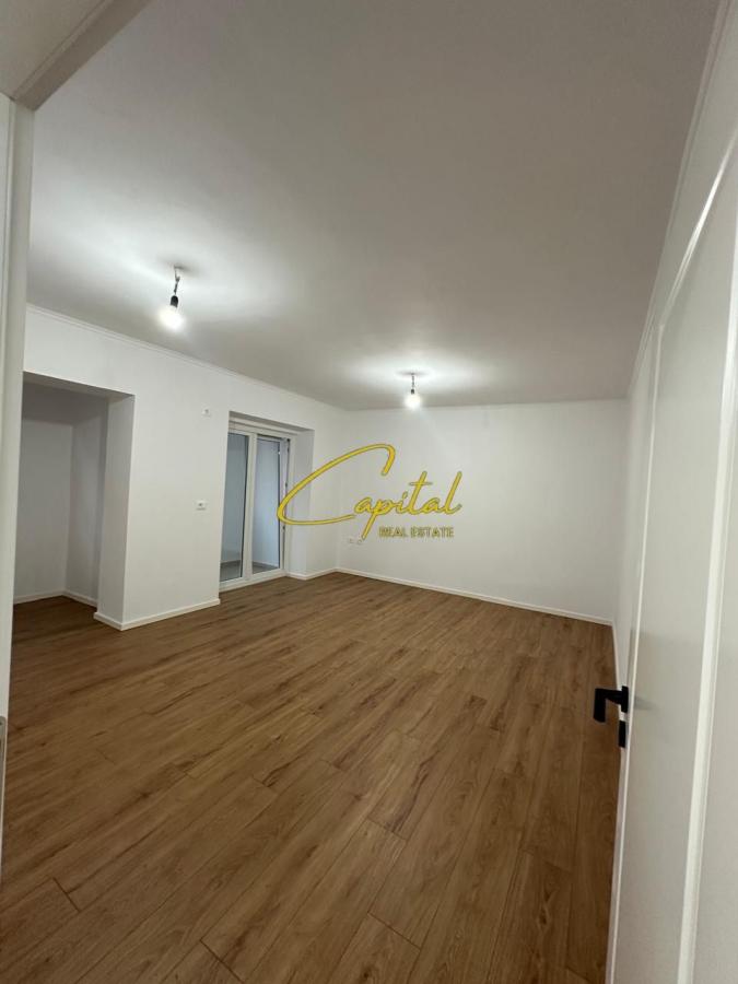 Shitet apartament 1+1 bulevardi zogu 1 153.000 euro
