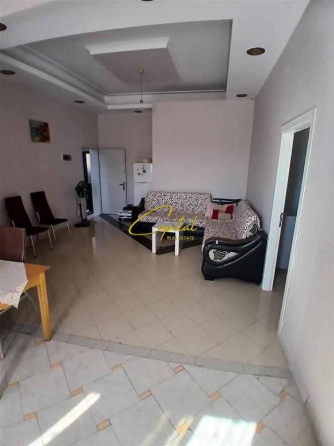Apartament me qera 2+1 selite 40.000 leke