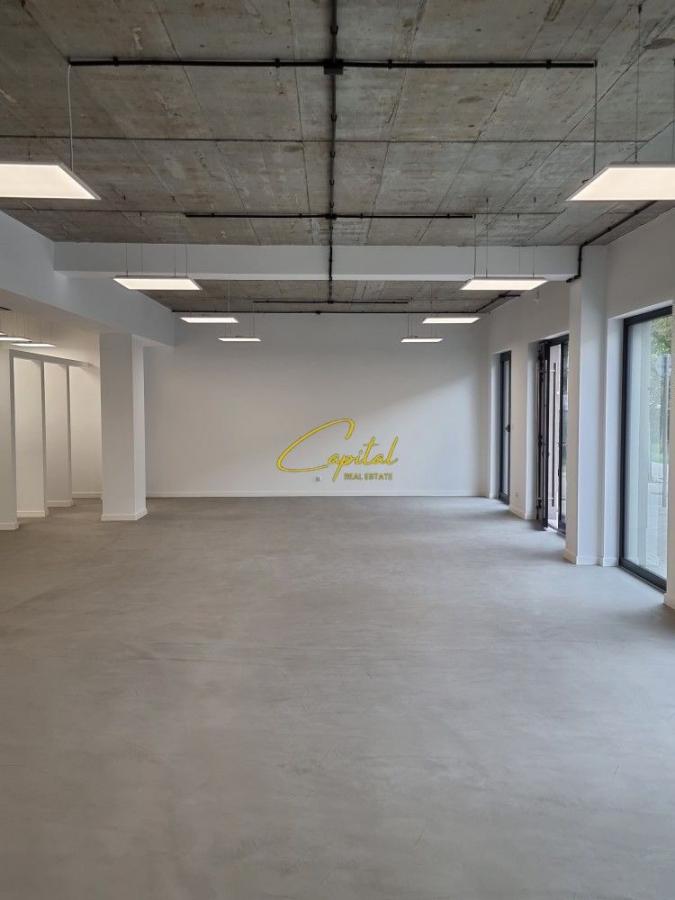 Dyqan me qera 135 m2 kompleksi golden park 1.500 euro