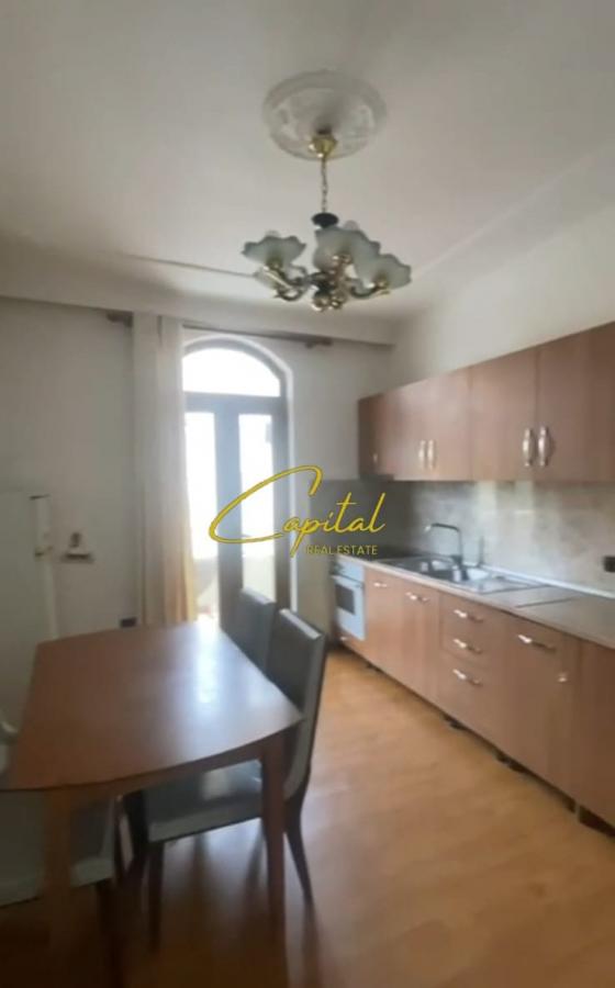 Apartament me qera 2+1 ali demi 550 euro