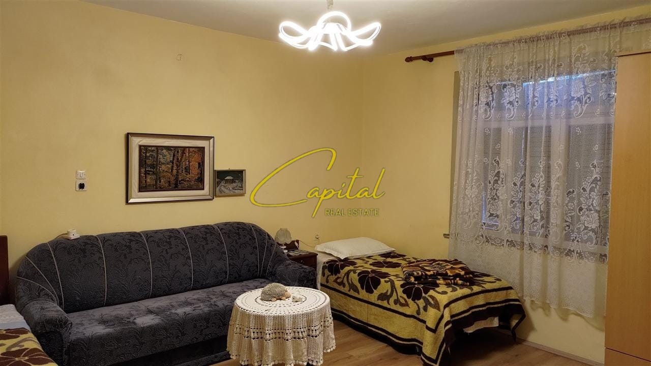Apartament me qera 2+1 rruga fortuzi 60.000 leke