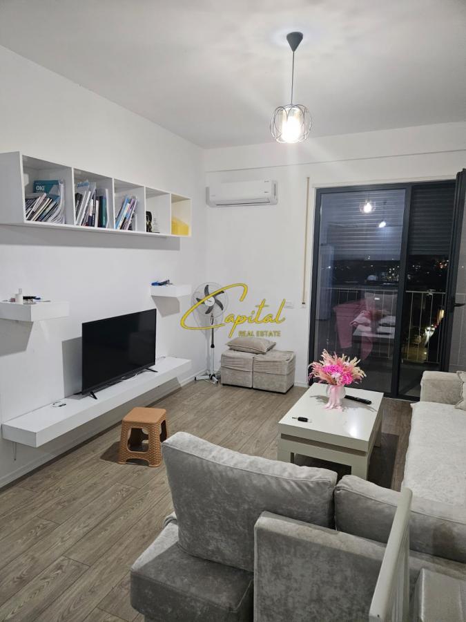 Apartament me qera 1+1 xhamlliku 500 euro