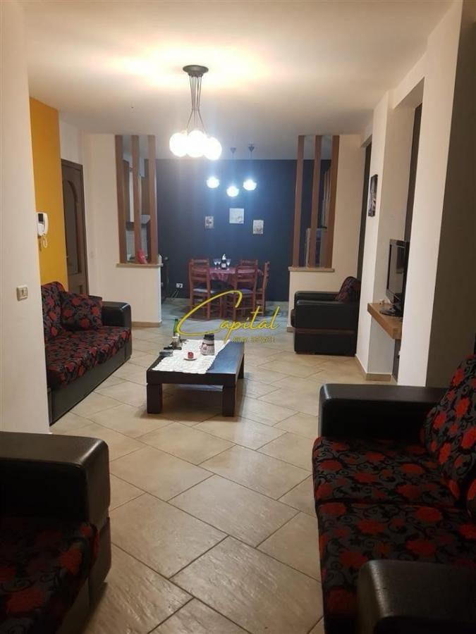 Apartament me qera 2+1 qender 60.000 leke
