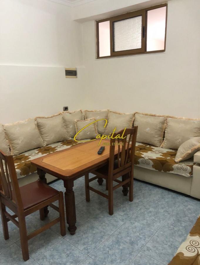 Apartament me qera 1+1 rruga e dibres 35.000 leke
