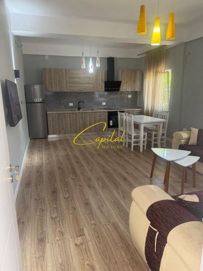 Apartament me qera 2+1 farke 35.000 leke