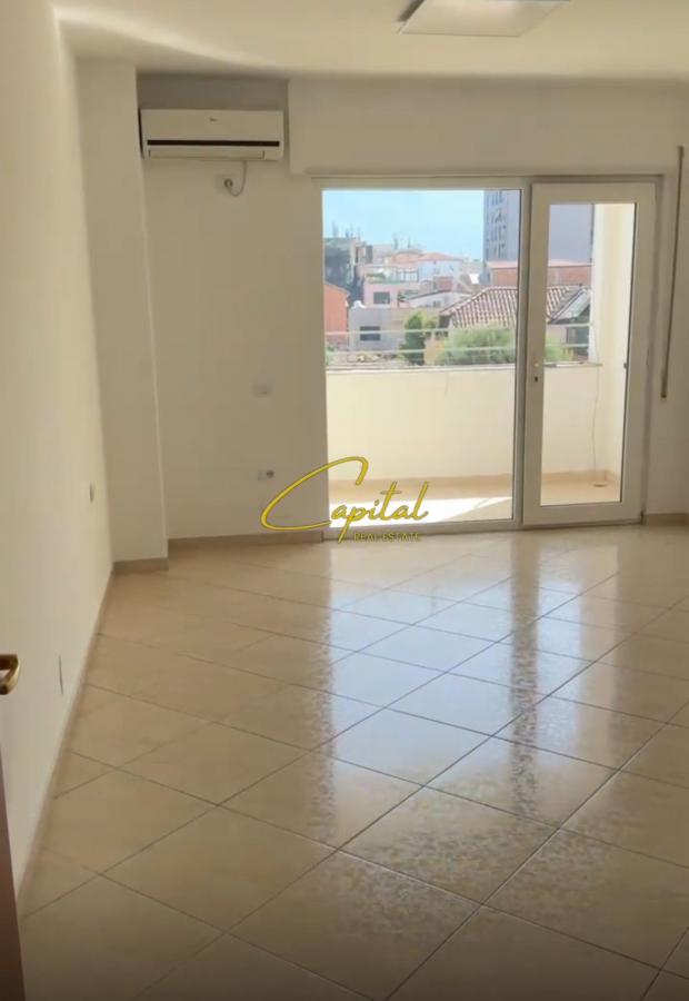 Zyre me qera 128 m2 rruga siri kodra 50.000 leke