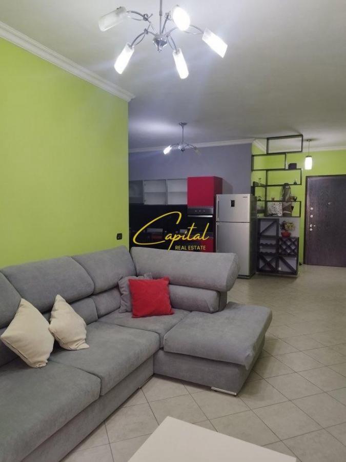 Apartament me qera 2+1 yzberisht 48.000 leke