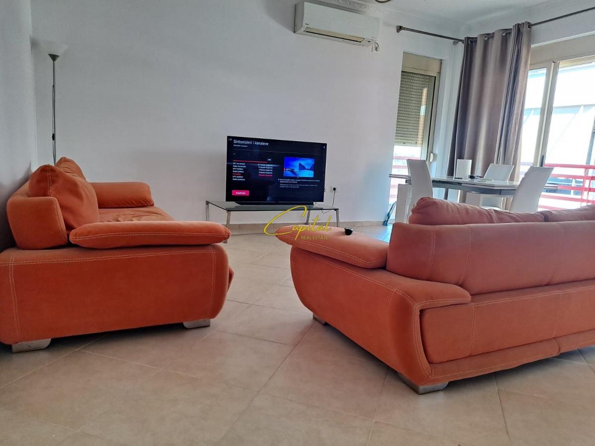 Apartament me qera 2+1 kopshti zoologjik 95.000 leke