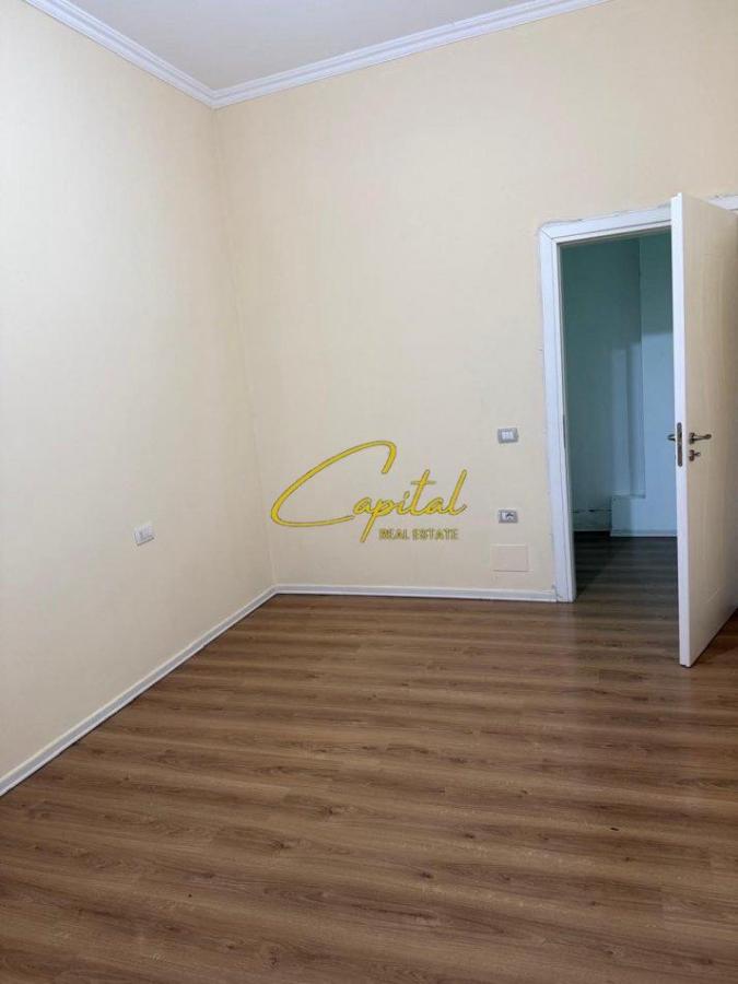 Apartament me qera 2+1 astir 400 euro