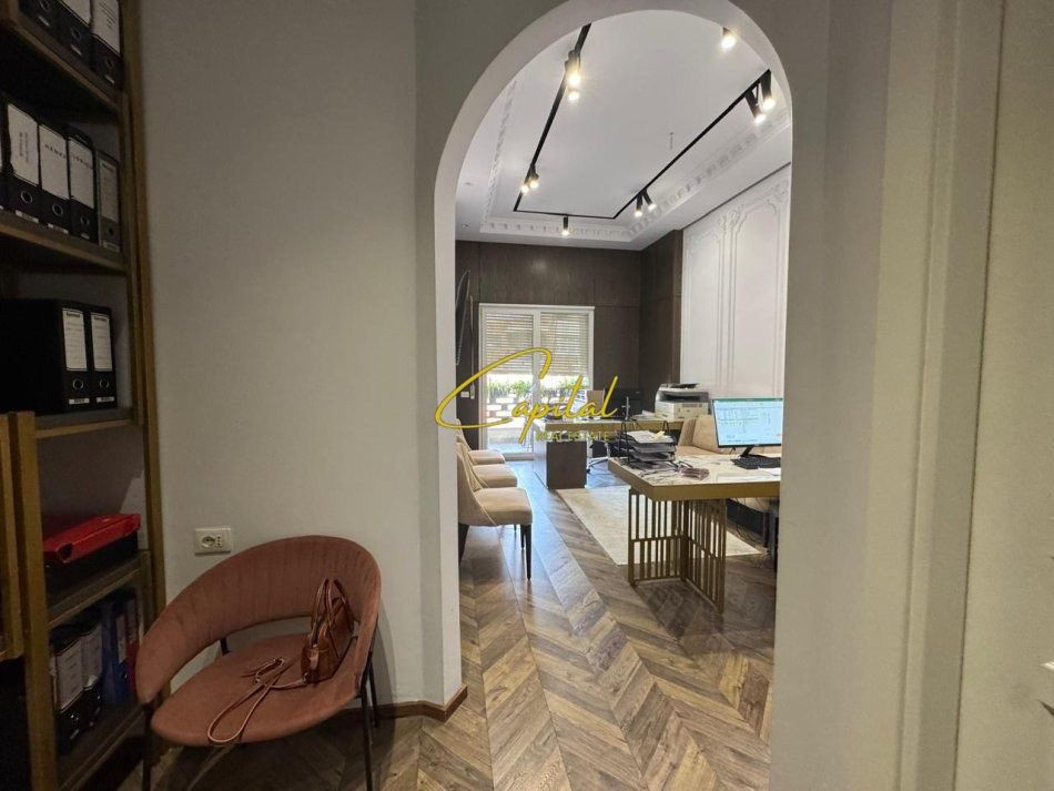 Zyre me qera 55 m2 kompleksi golden park 600 euro