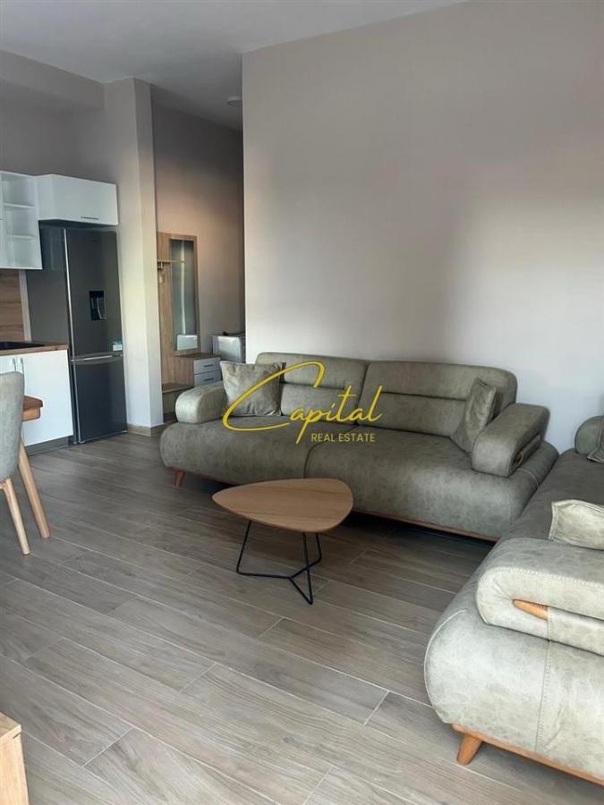 Apartament me qera 1+1 yzberisht 35.000 leke