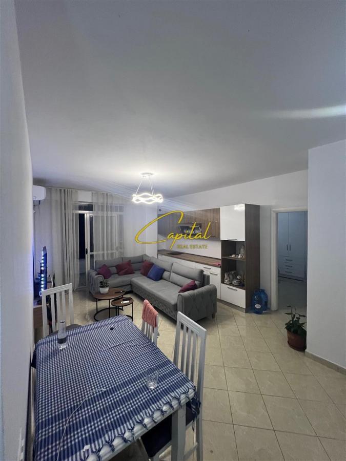 Shitet apartament 2+1 astir 160.000 euro