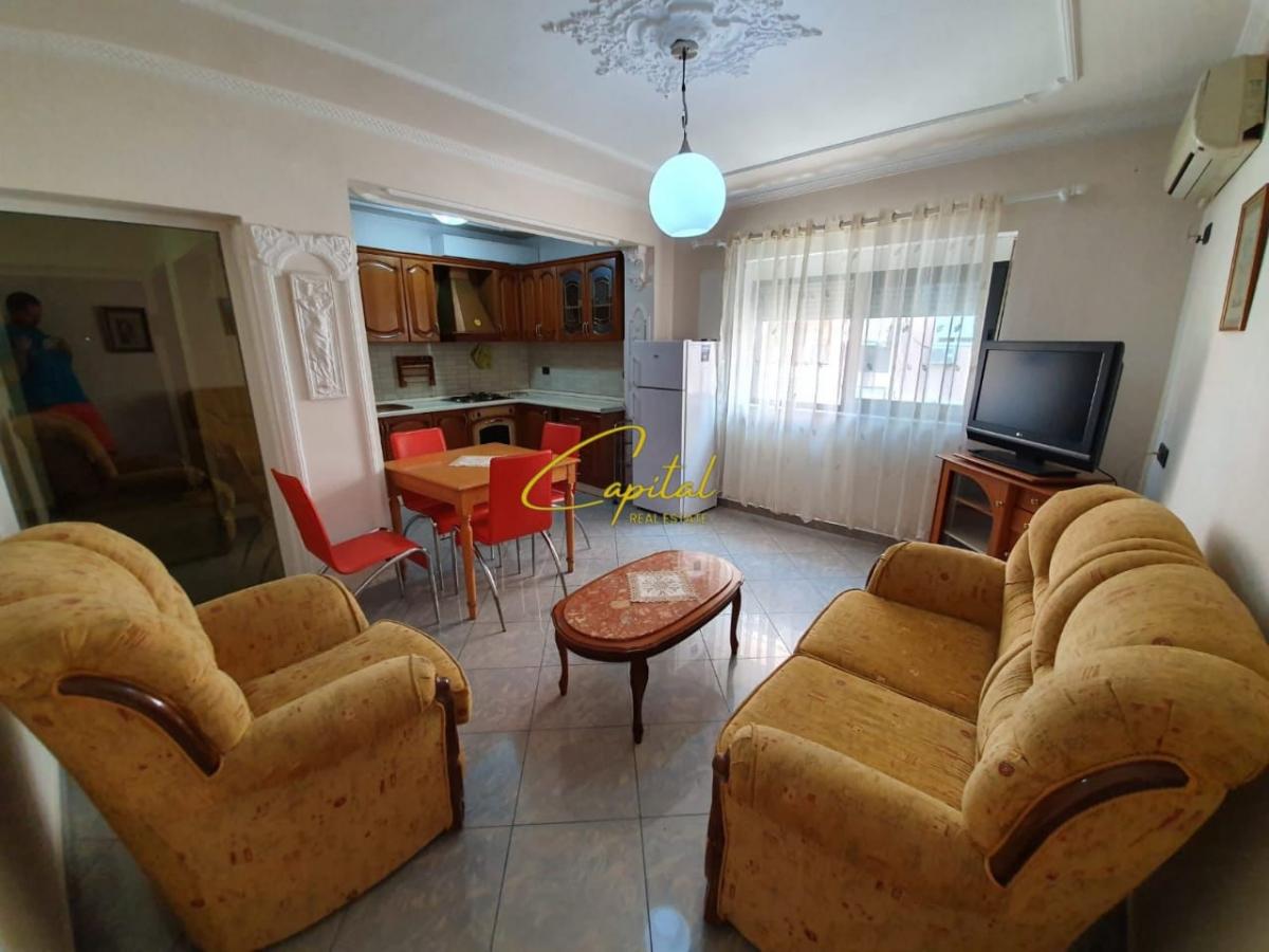 Apartament me qera 1+1 myslym shyri 60.000 leke