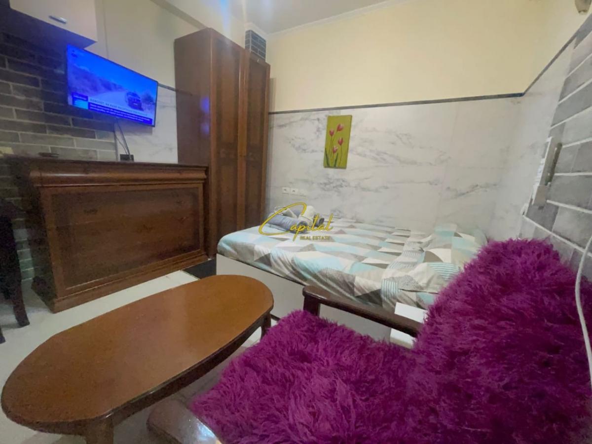 Garsoniere me qera 40 m2 rruga 5 maji 33.000 leke