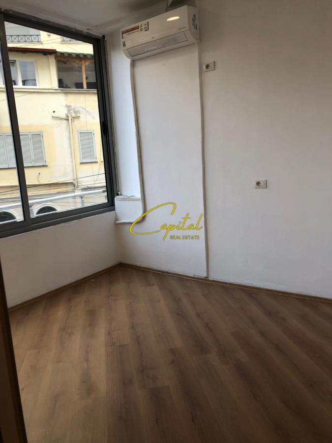 Ambient biznesi me qera 65 m2 qender 100.000 leke