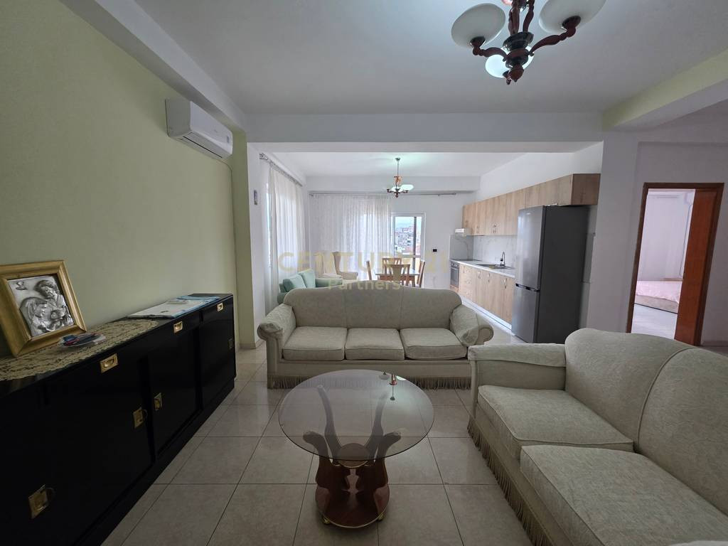 Japim Apartament 2+1 Me Qira prane "Faramacia 10"